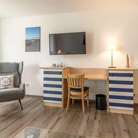 Apartment Leuchtturm An Der Seebruecke Zingst