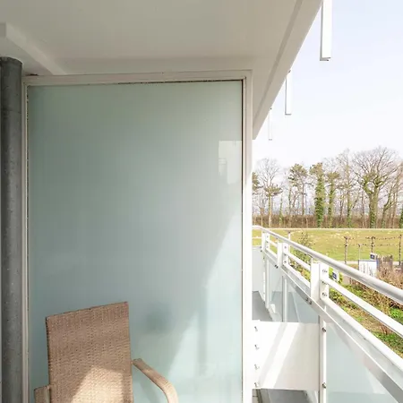 Leuchtturm An Der Seebruecke Apartment Zingst